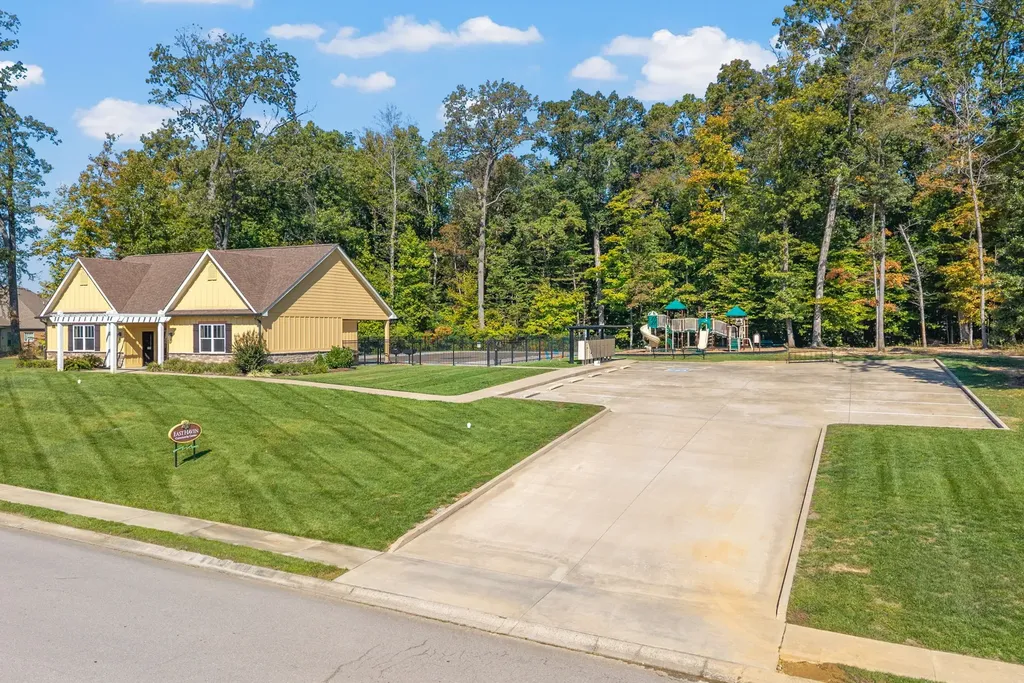 573 Bowden Drive Clarksville TN 37043