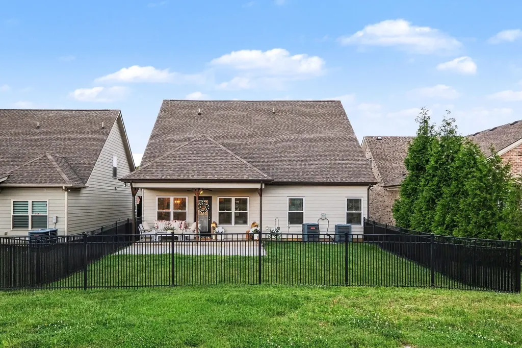 336 Rockcastle Drive Murfreesboro TN 37128