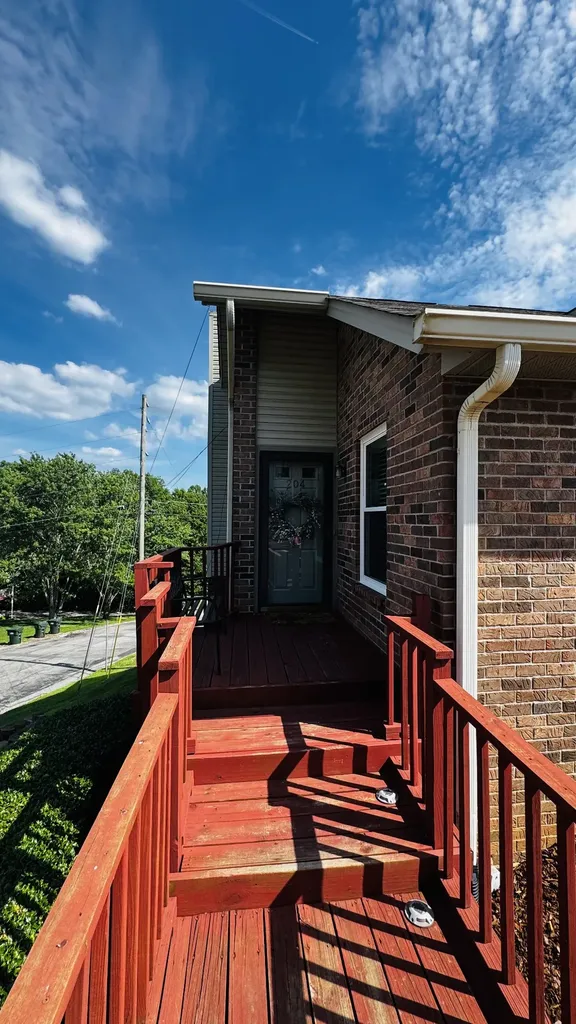 204 Village Cir, W Dickson TN 37055