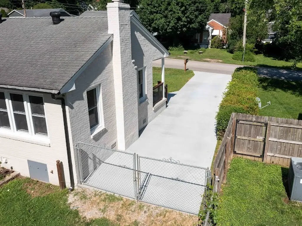 1716 Hillview Drive Columbia TN 38401