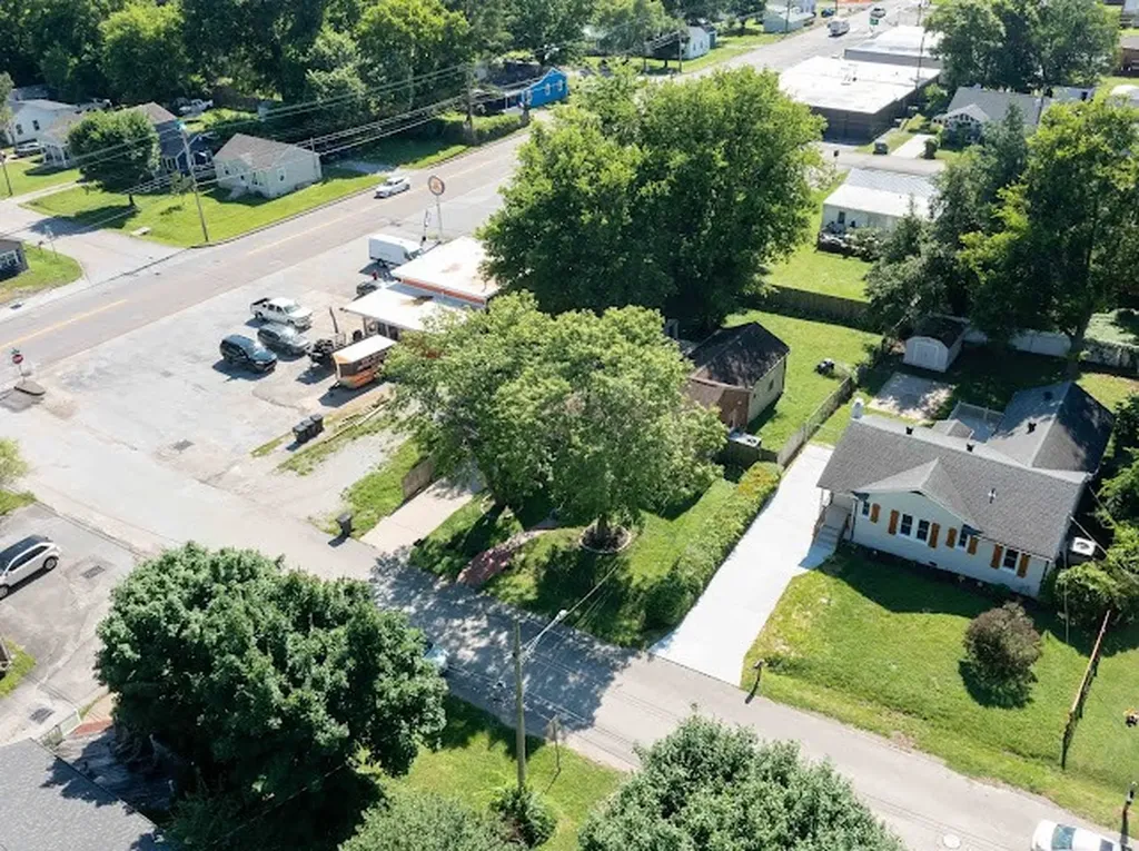 1716 Hillview Drive Columbia TN 38401