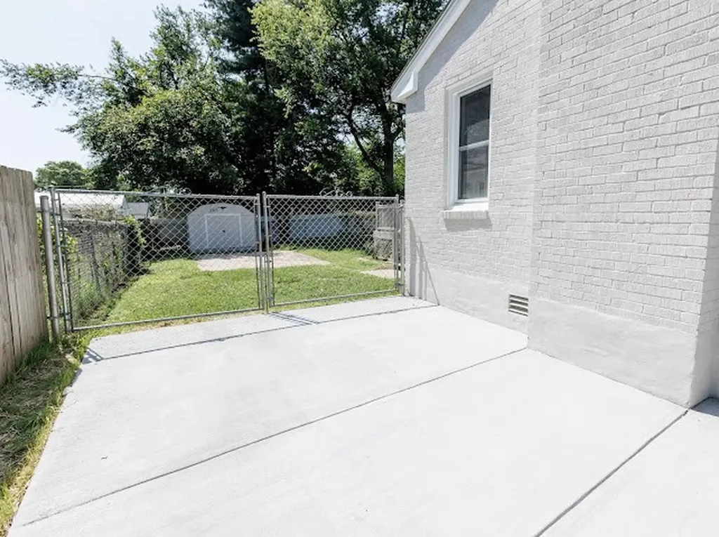 1716 Hillview Drive Columbia TN 38401