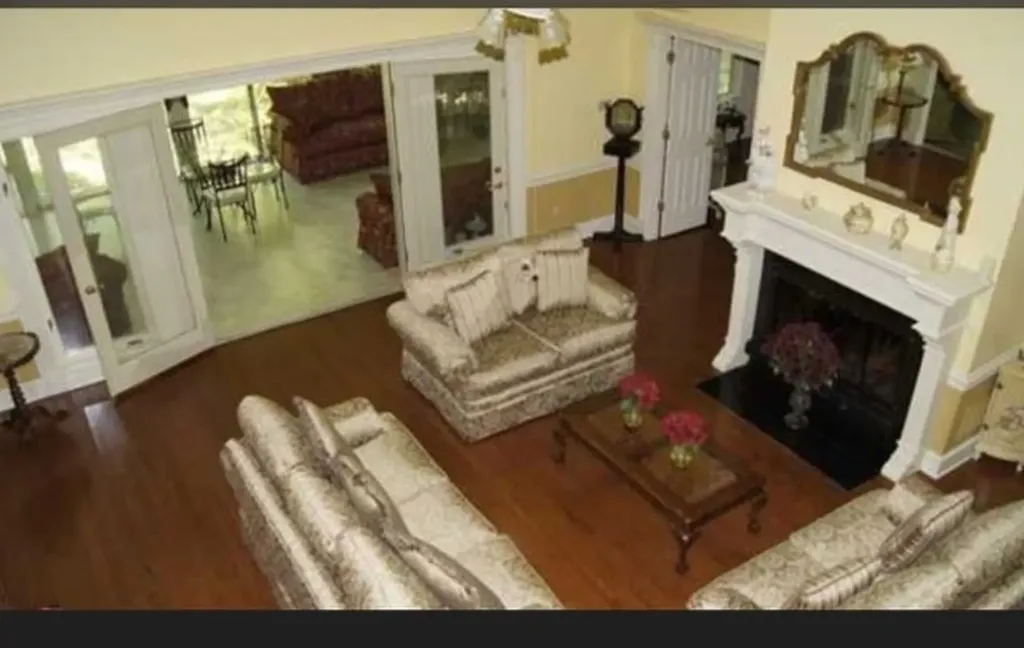 3921 Windolyn Cir, S Bartlett TN 38133