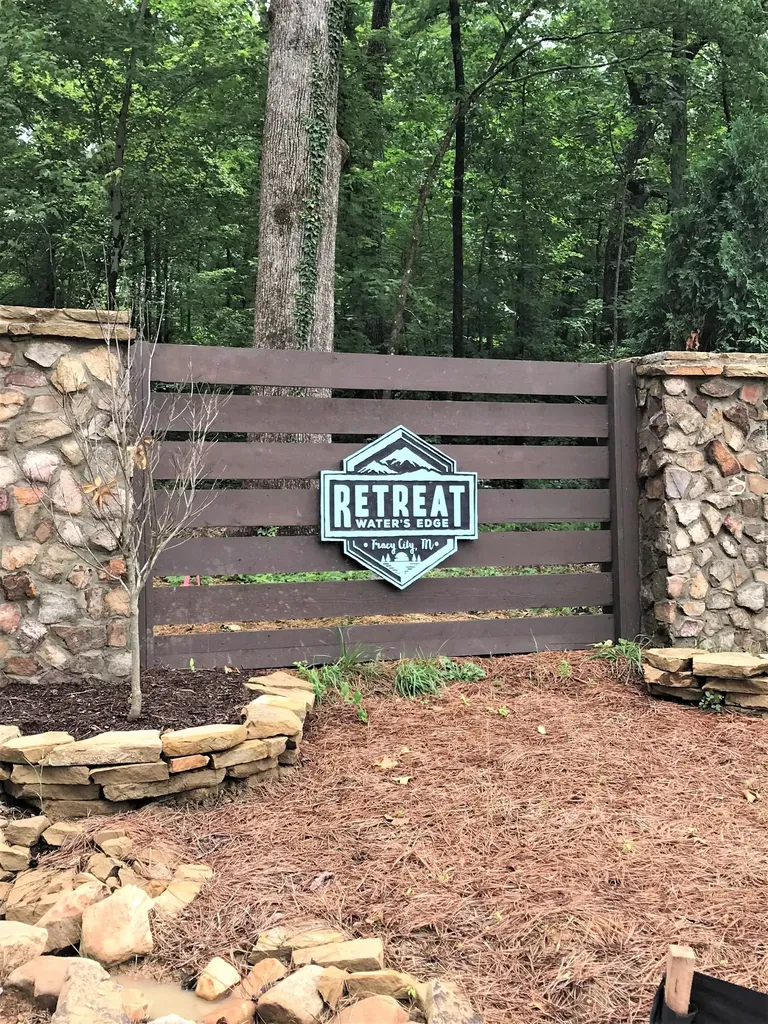235 Waters Edge Way Tracy City TN 37387