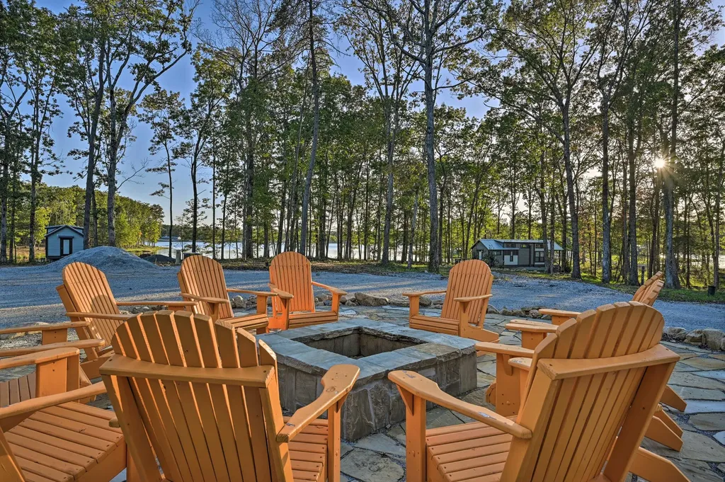 235 Waters Edge Way Tracy City TN 37387