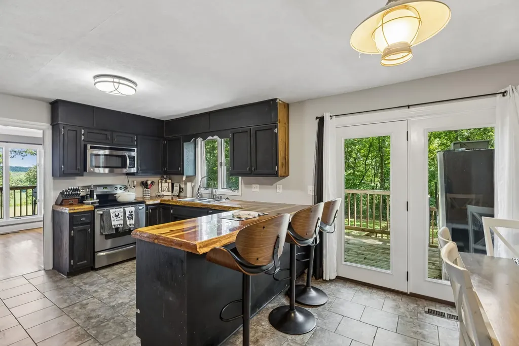 211 Hickory Hollow Road Tullahoma TN 37388