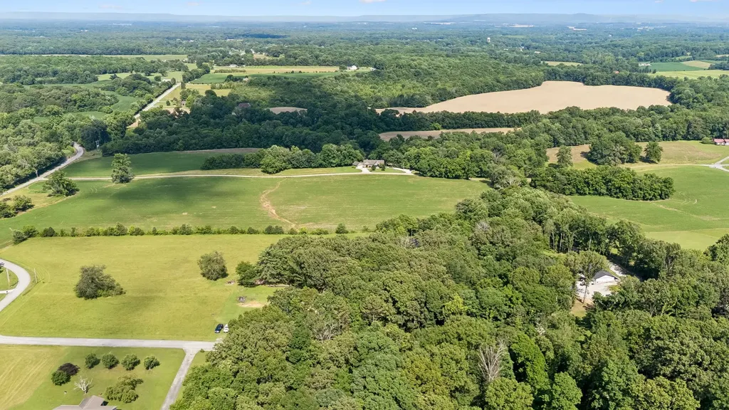 211 Hickory Hollow Road Tullahoma TN 37388