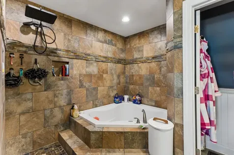 211 Hickory Hollow Road Tullahoma TN 37388