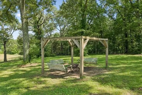 211 Hickory Hollow Road Tullahoma TN 37388