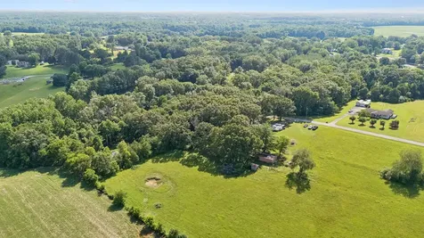 211 Hickory Hollow Road Tullahoma TN 37388
