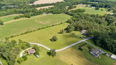 211 Hickory Hollow Road Tullahoma TN 37388
