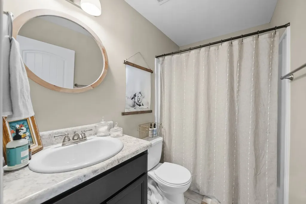 633 Hollow Crest Clarksville TN 37042