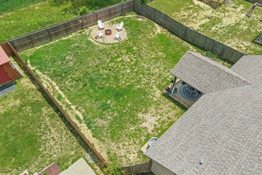 633 Hollow Crest Clarksville TN 37042