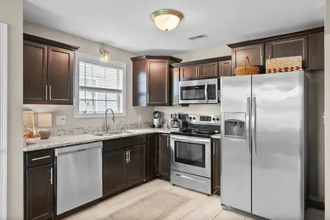 633 Hollow Crest Clarksville TN 37042