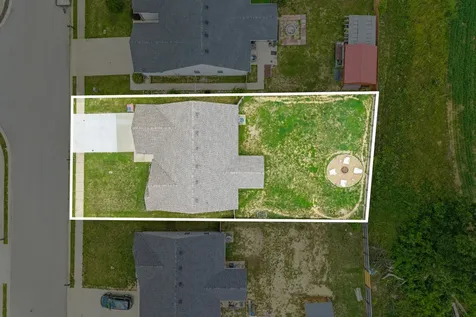 633 Hollow Crest Clarksville TN 37042