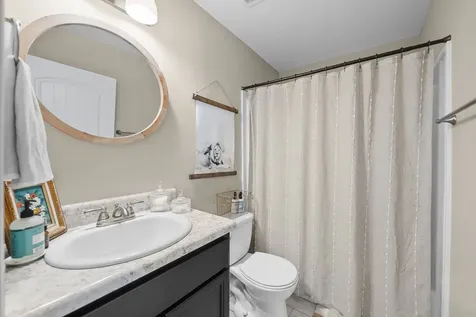 633 Hollow Crest Clarksville TN 37042