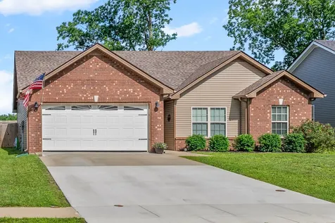 633 Hollow Crest Clarksville TN 37042