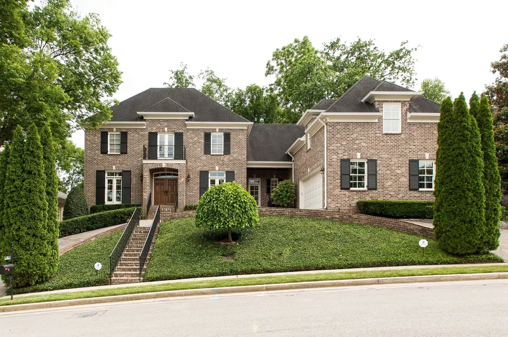 4114 Elder Place Nashville TN 37215