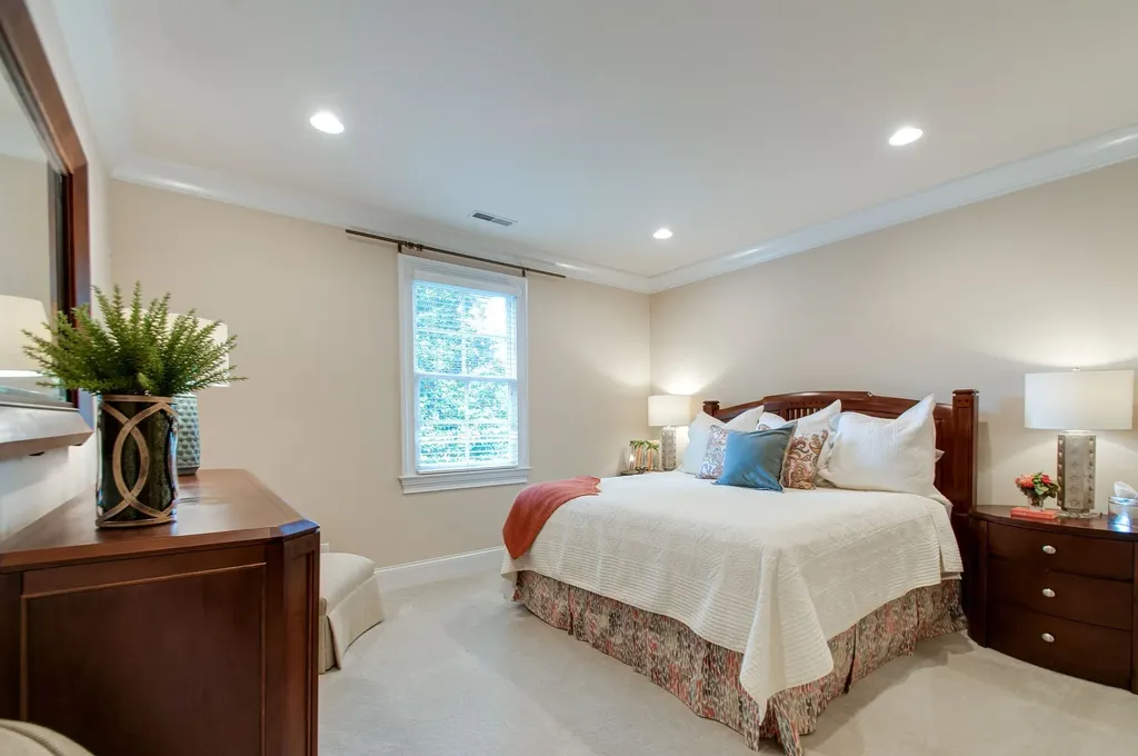 4114 Elder Place Nashville TN 37215