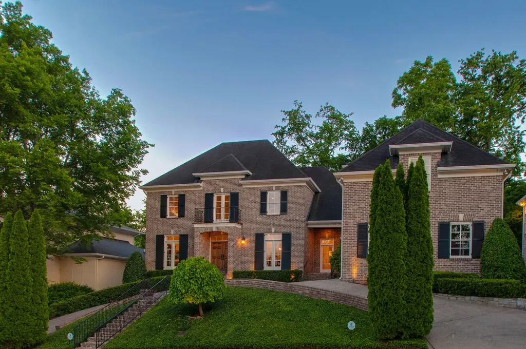 4114 Elder Place Nashville TN 37215