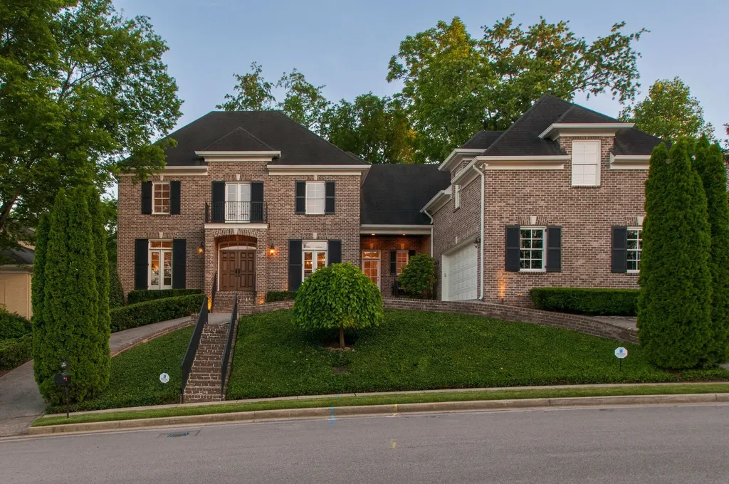 4114 Elder Place Nashville TN 37215