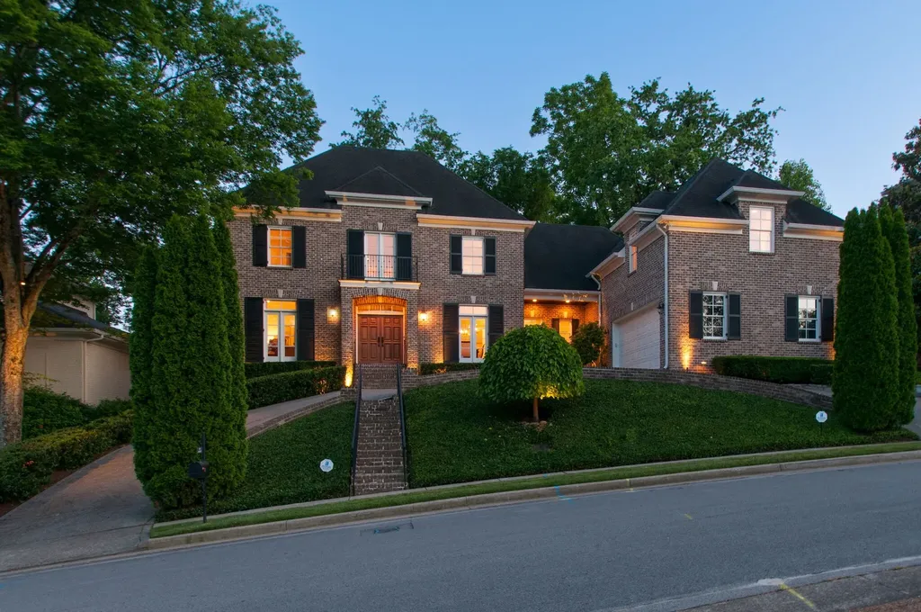 4114 Elder Place Nashville TN 37215