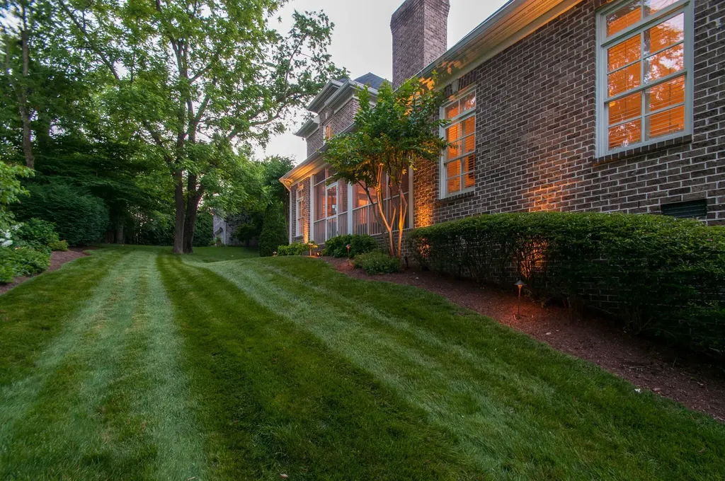4114 Elder Place Nashville TN 37215