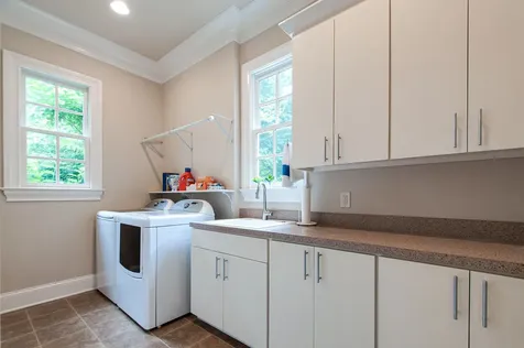4114 Elder Place Nashville TN 37215