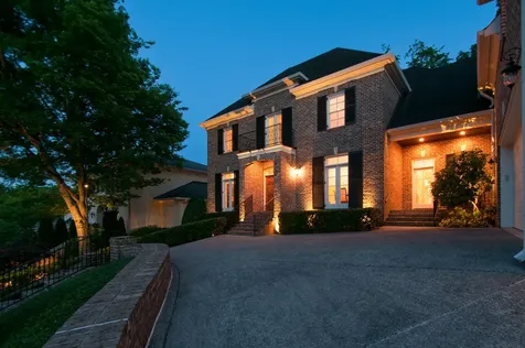 4114 Elder Place Nashville TN 37215