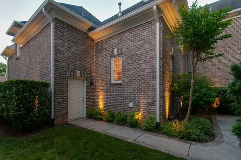 4114 Elder Place Nashville TN 37215