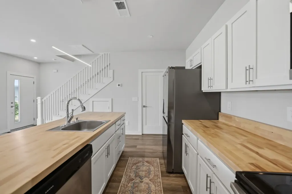 3625 Hydes Ferry Road Nashville TN 37218