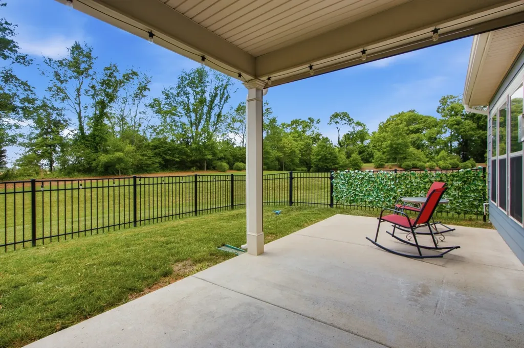 1948 Fayette Court Spring Hill TN 37174