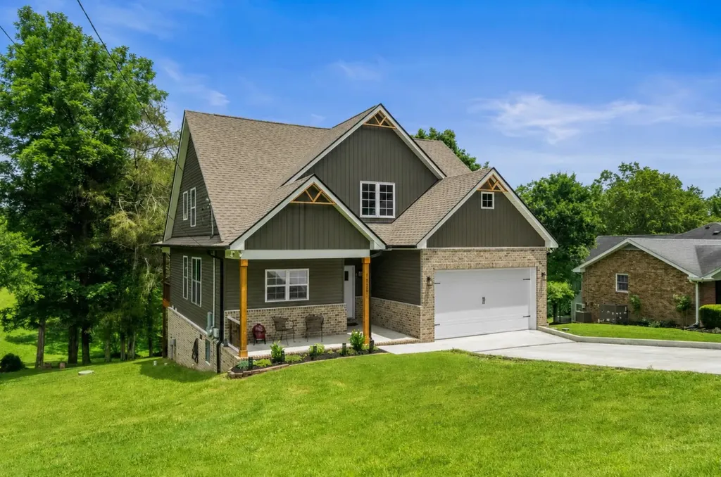 1925 Normerle Drive Goodlettsville TN 37072