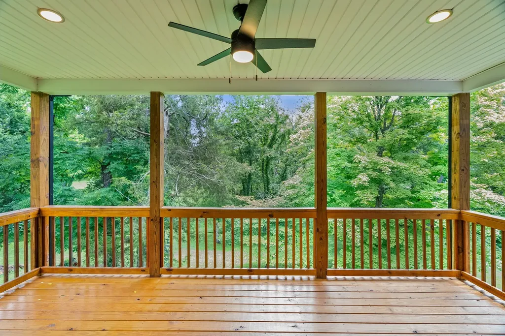 1925 Normerle Drive Goodlettsville TN 37072