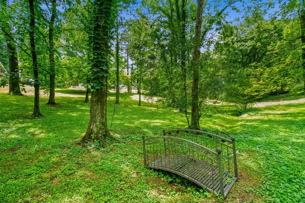 1925 Normerle Drive Goodlettsville TN 37072