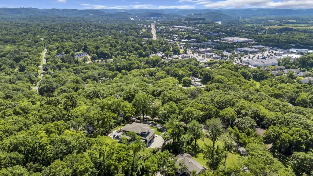 6449 Fleetwood Drive Nashville TN 37209