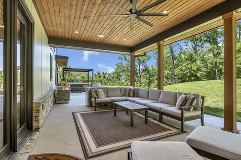 6449 Fleetwood Drive Nashville TN 37209
