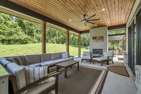 6449 Fleetwood Drive Nashville TN 37209
