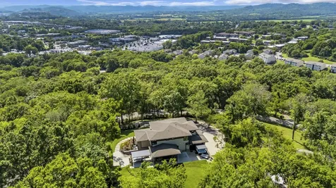 6449 Fleetwood Drive Nashville TN 37209