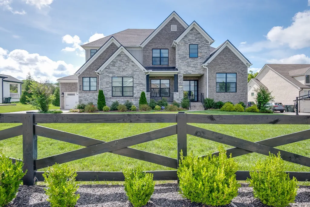 1053 Annecy Parkway Nolensville TN 37135