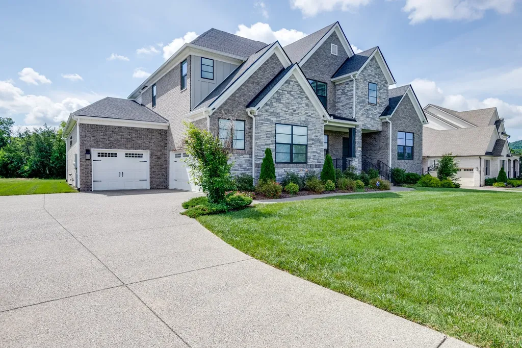 1053 Annecy Parkway Nolensville TN 37135