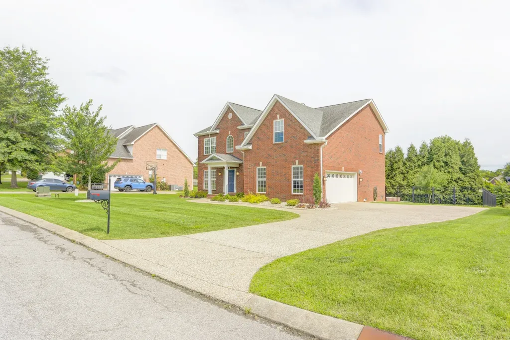 1013 Notting Hill Drive Gallatin TN 37066