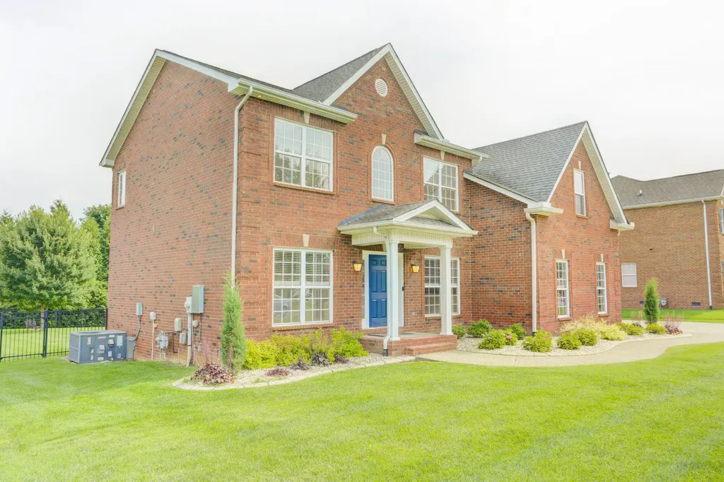 1013 Notting Hill Drive Gallatin TN 37066