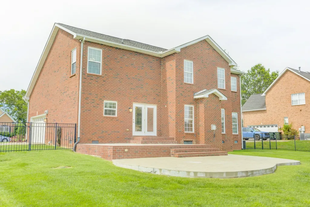 1013 Notting Hill Drive Gallatin TN 37066