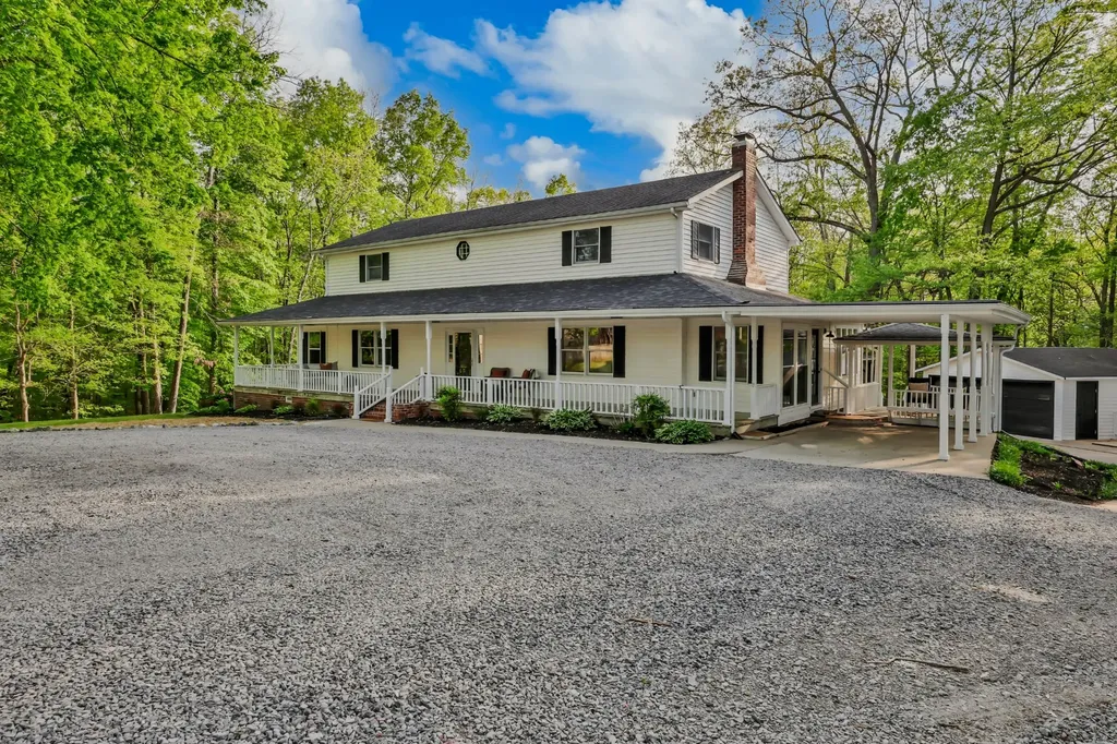 2690 Ashland City Road Clarksville TN 37043