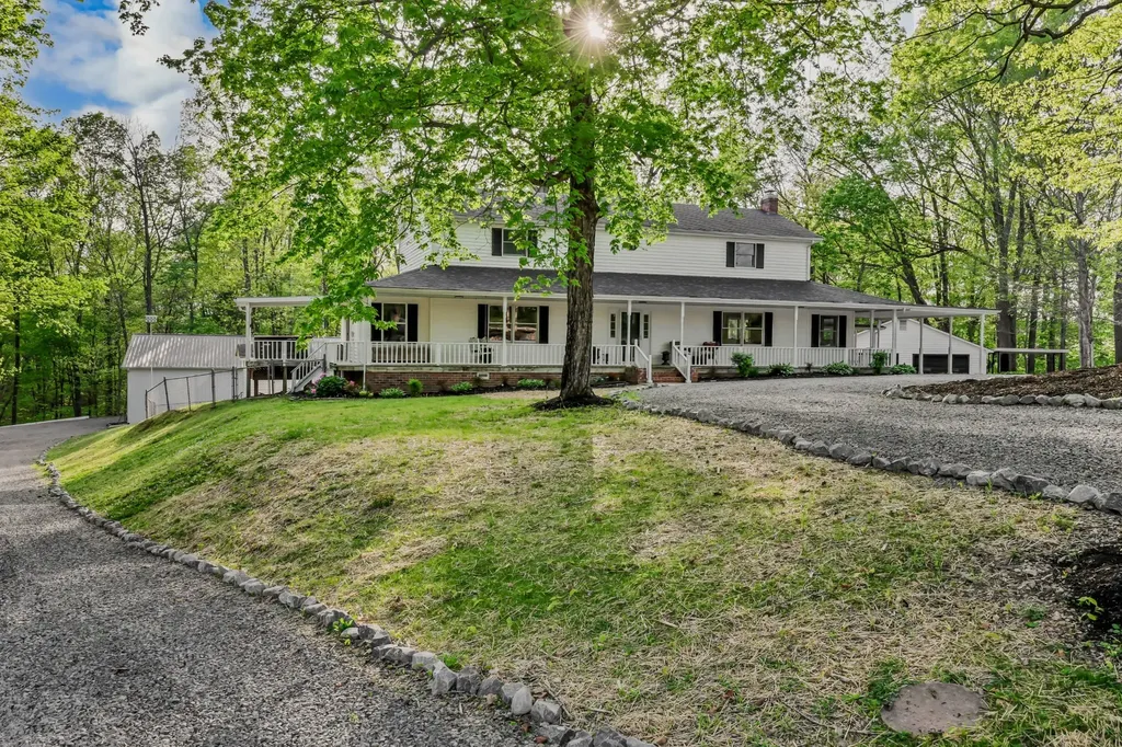 2690 Ashland City Road Clarksville TN 37043