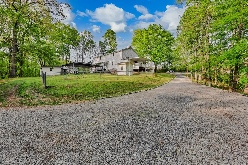 2690 Ashland City Road Clarksville TN 37043