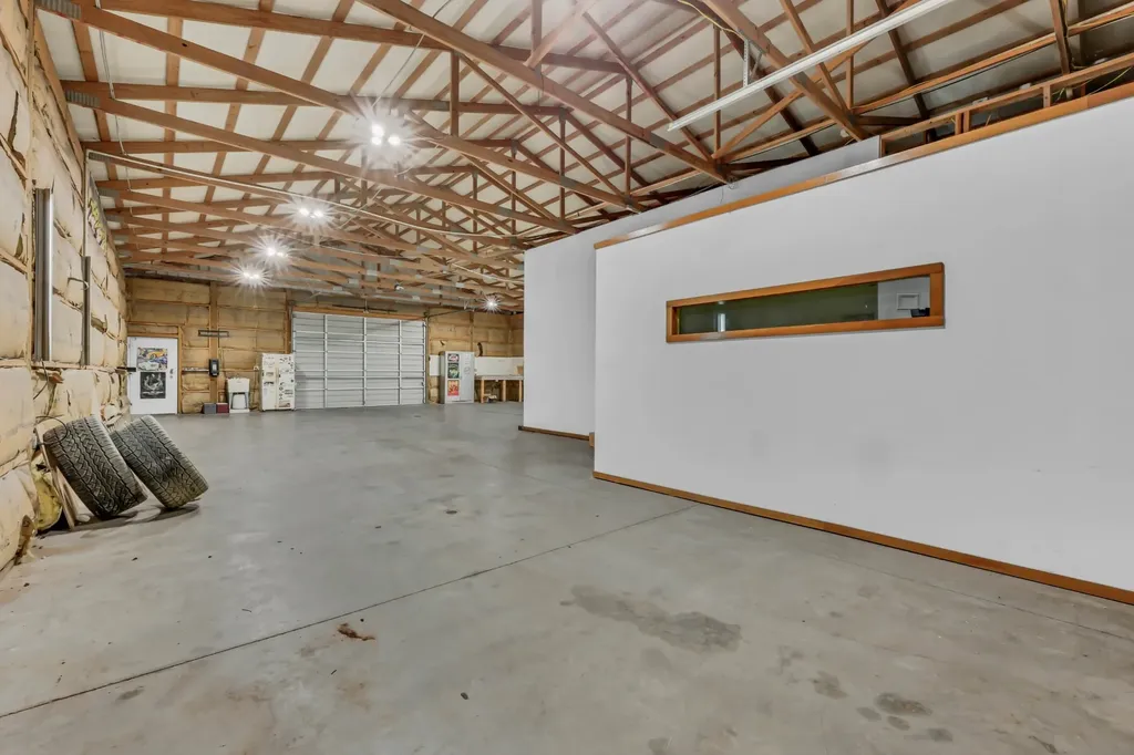2690 Ashland City Road Clarksville TN 37043
