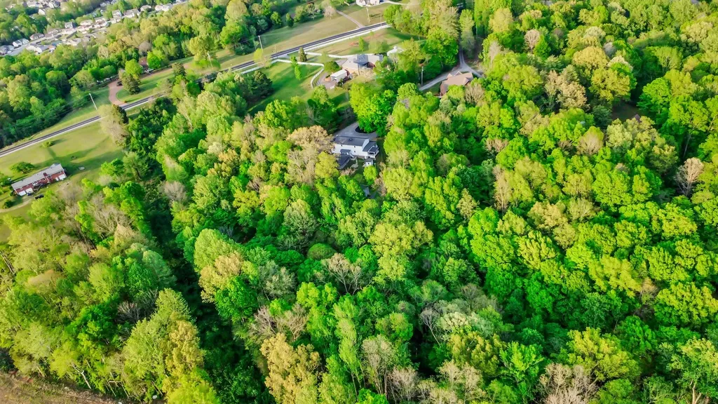 2690 Ashland City Road Clarksville TN 37043