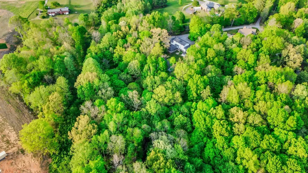 2690 Ashland City Road Clarksville TN 37043